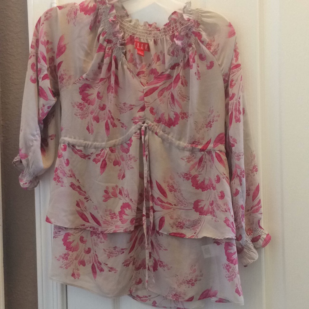 FINAL MARKDOWN Ladies Elle top extra small